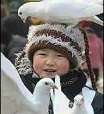 childwithdoves crop